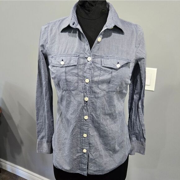 🐢  Perfect Shirt by J.Crew - 100% Cotton Button Down with pockets.  Size XS. - Picture 1 of 14